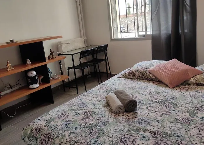 30 Dajot Studio Apartment - 01